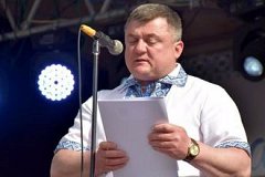 Мэр украинского города пришел на акцию протеста против себя