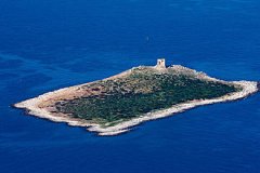 Стоимость "Острова женщин" в Италии снизили с €3,5 млн до одного миллиона