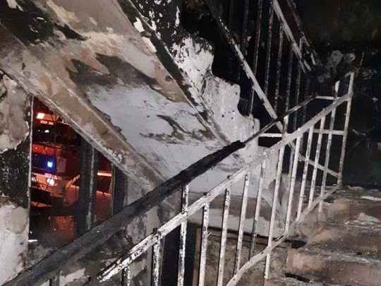Причиной пожара в общежитии на Буюканах стал поджог: подозреваемый задержан фото 2