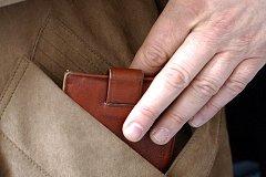 Грабеж на доверии или как обмануть «старика»?