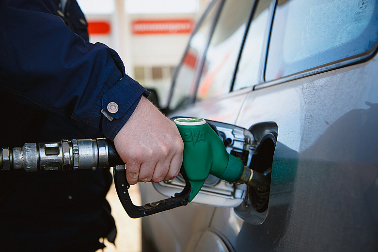 Цены на топливо буде снова регулировать НАРЭ