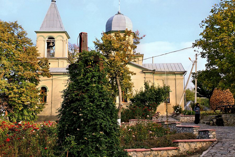 "Вэрзерешть" самый древний монастырь Молдовы, ему 600 лет