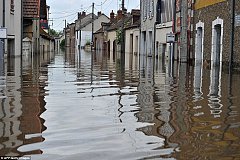 В Европе после урагана наводнение!