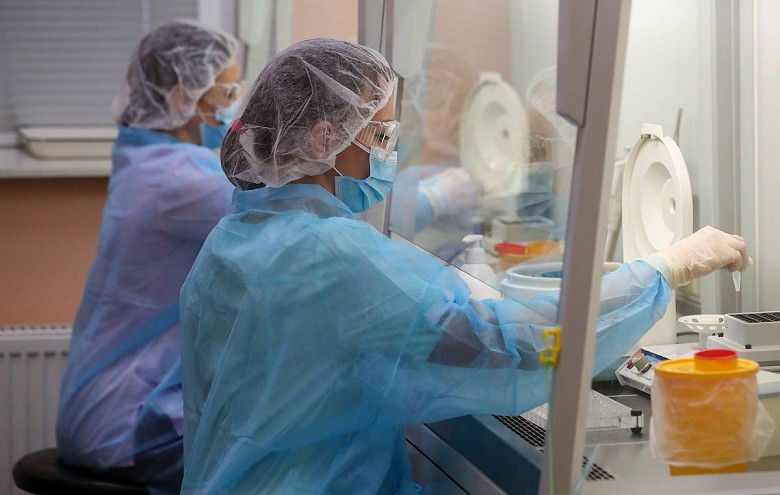 Теперь, в Молдове, анализы на коронавирус делают сразу в трех лабораториях