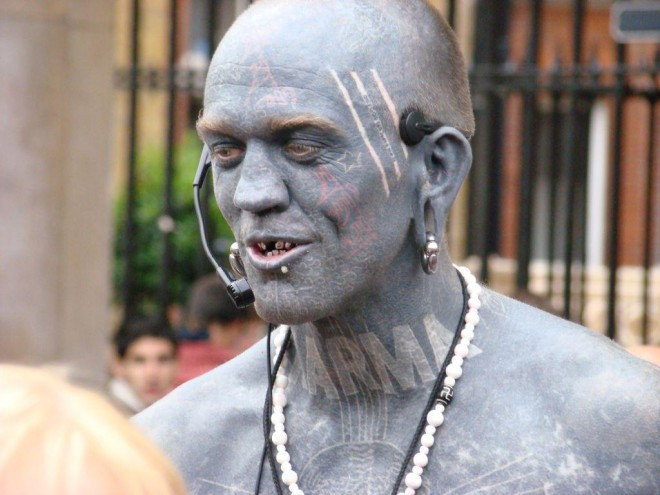 Лаки Даймонд Рич, по версии Книги рекордов Гинесса, самый татуированный человек 2006 года