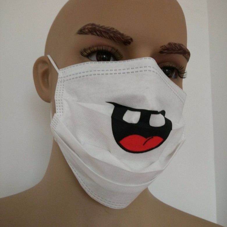 Креативные медицинские маски фото 4